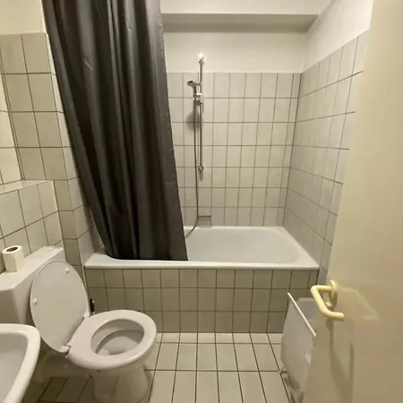 Apartment Wunderschoene Ferienwohnung! 3 Duesseldorf Flughafen *
